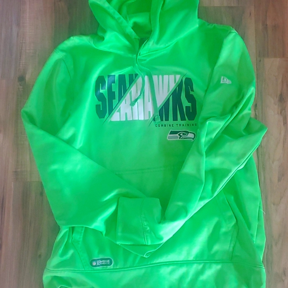 Seattle Seahawks hoodie L lime green